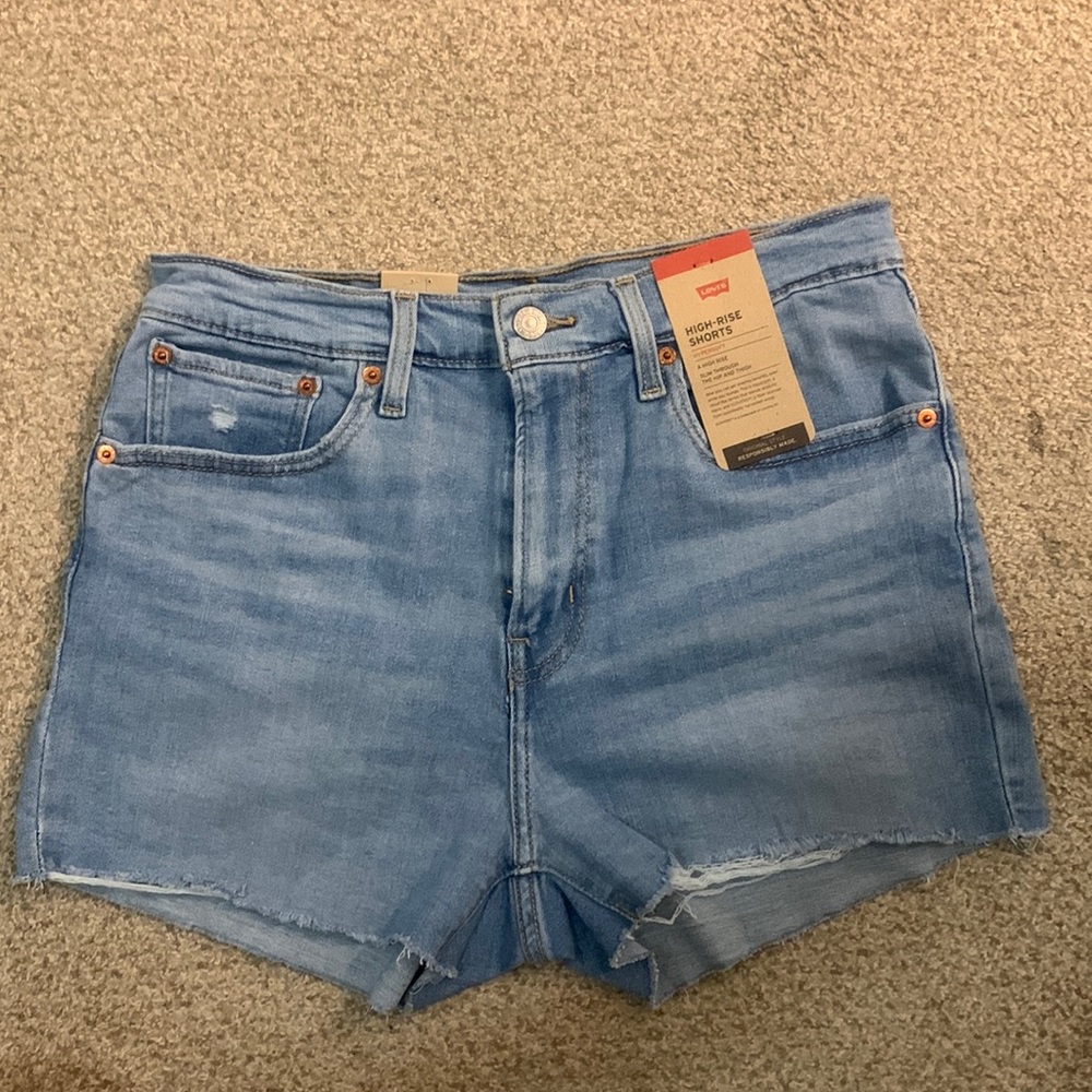 WOMANS Shorts Levi